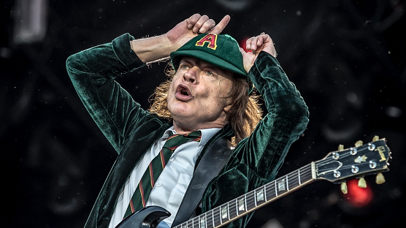 AC/DC, Angus Young/foto: Jaromír Zajda Zajíček